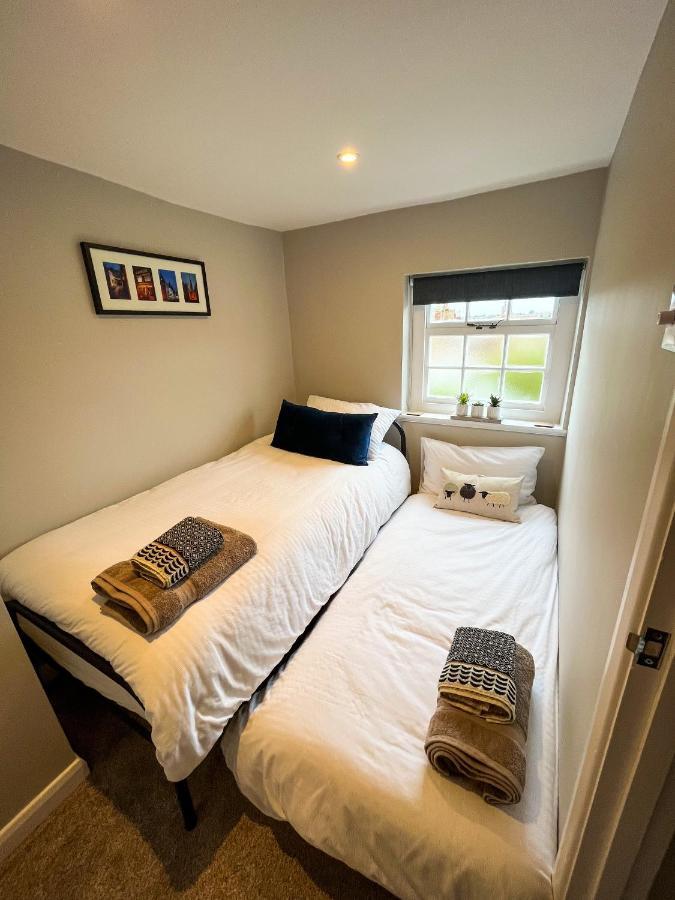 Auctioneers Cottage Louth  ภายนอก รูปภาพ